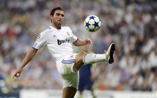 曼城vs皇马欧冠前瞻分析曼城VS皇马，当传控艺术遇上欧冠DNA，谁将撕碎对手的冠军幻想？